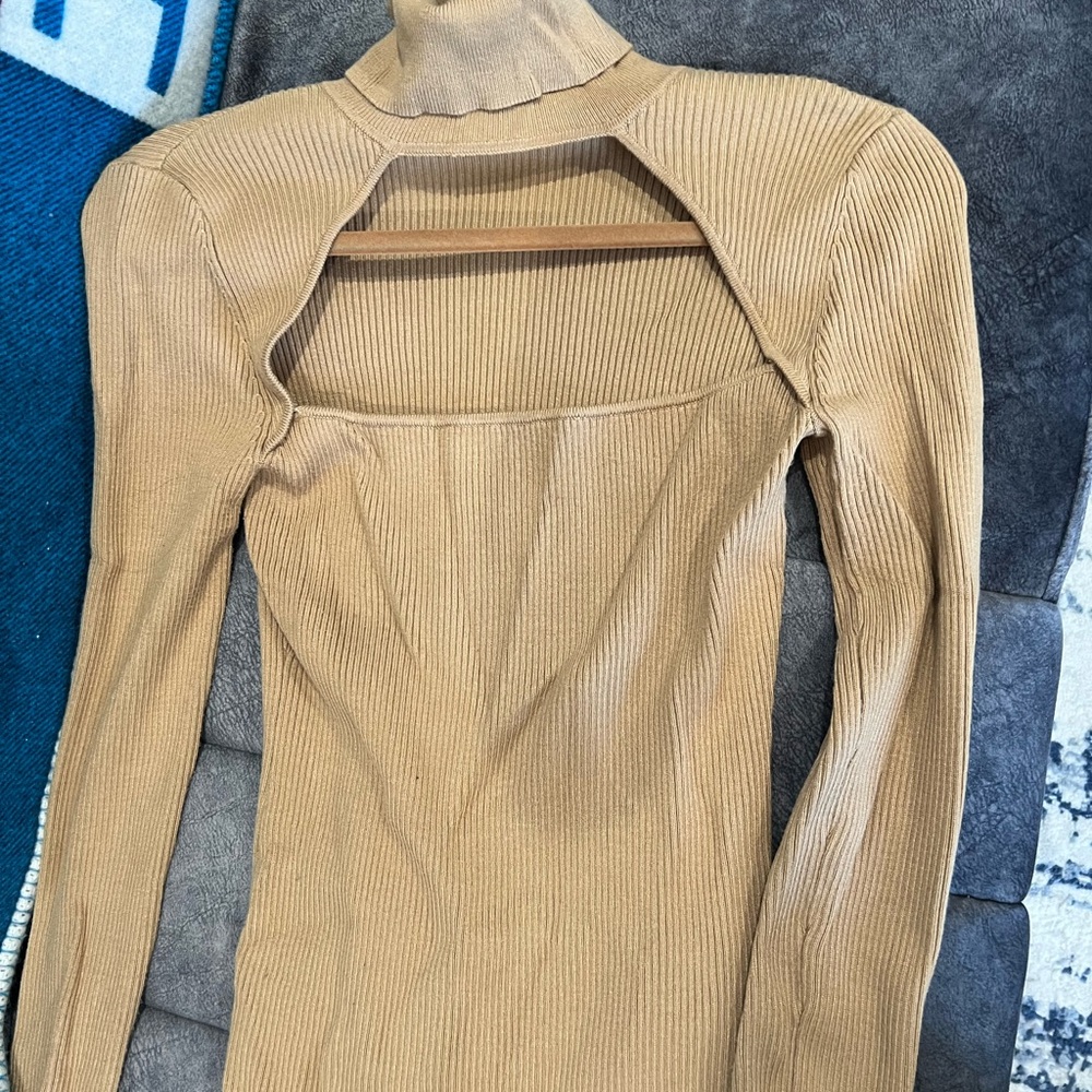 Camila Coelho Tan Turtleneck Sweater beige cut out small